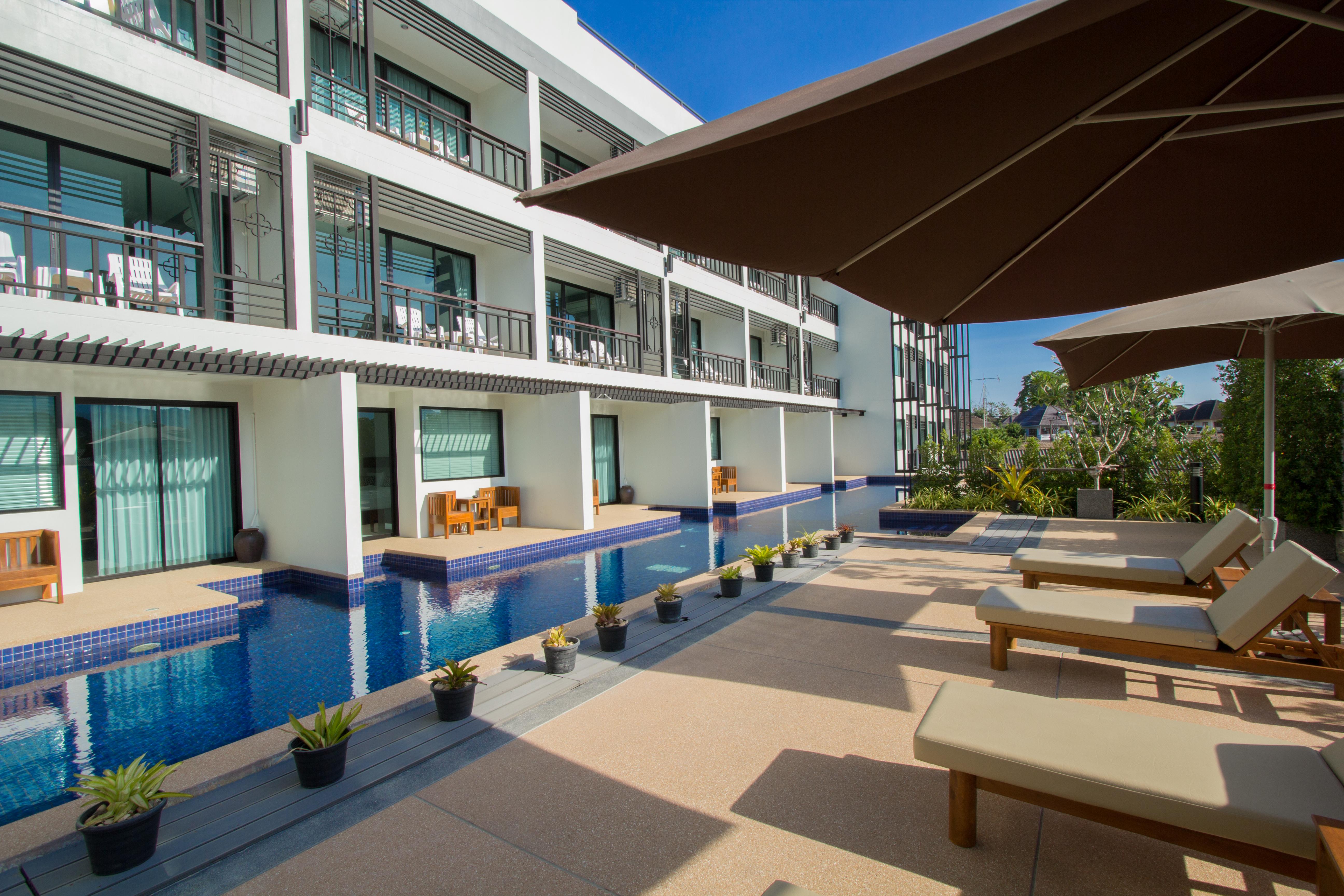 Baba House Hotel - Sha Plus Phuket Bagian luar foto