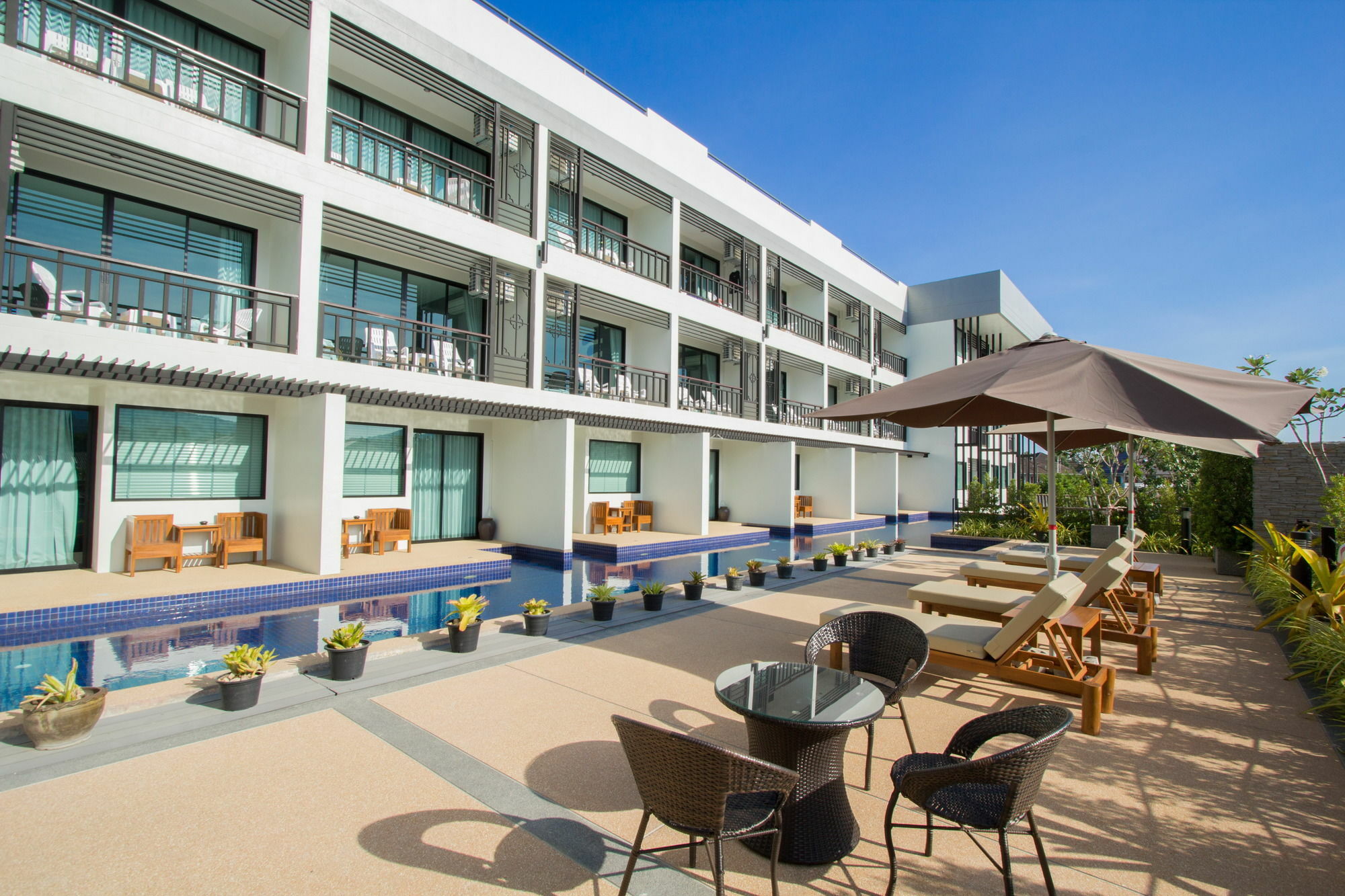 Baba House Hotel - Sha Plus Phuket Bagian luar foto